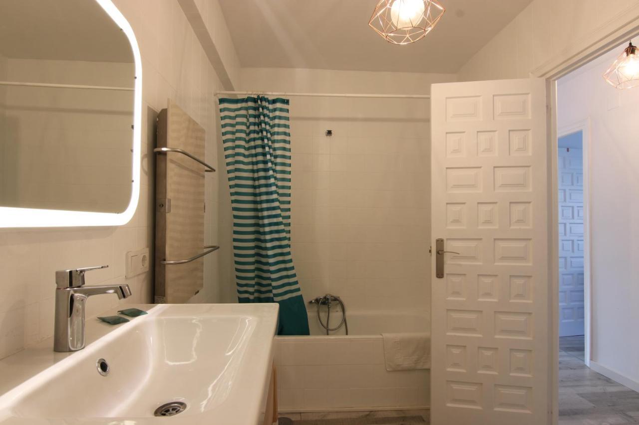 Art Apartment Алтеа Екстериор снимка