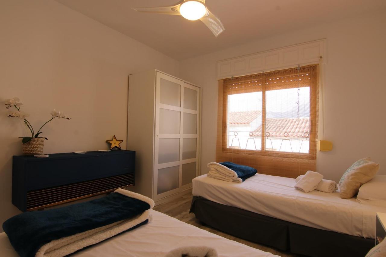 Art Apartment Алтеа Екстериор снимка