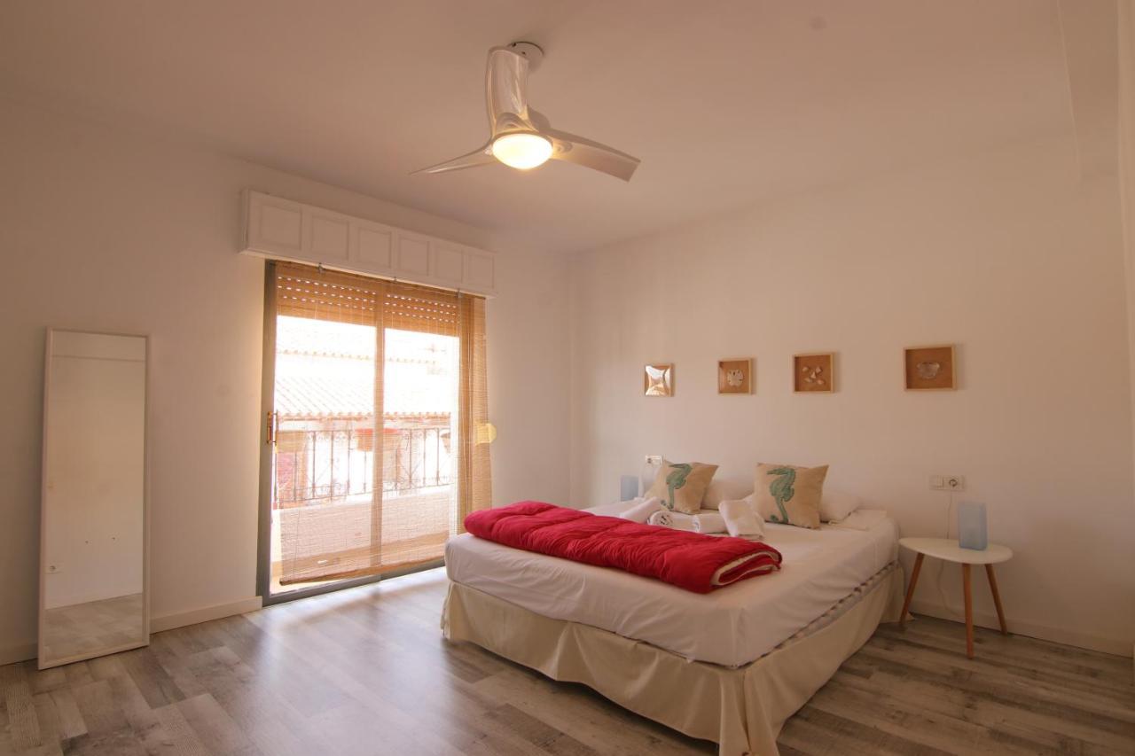 Art Apartment Алтеа Екстериор снимка