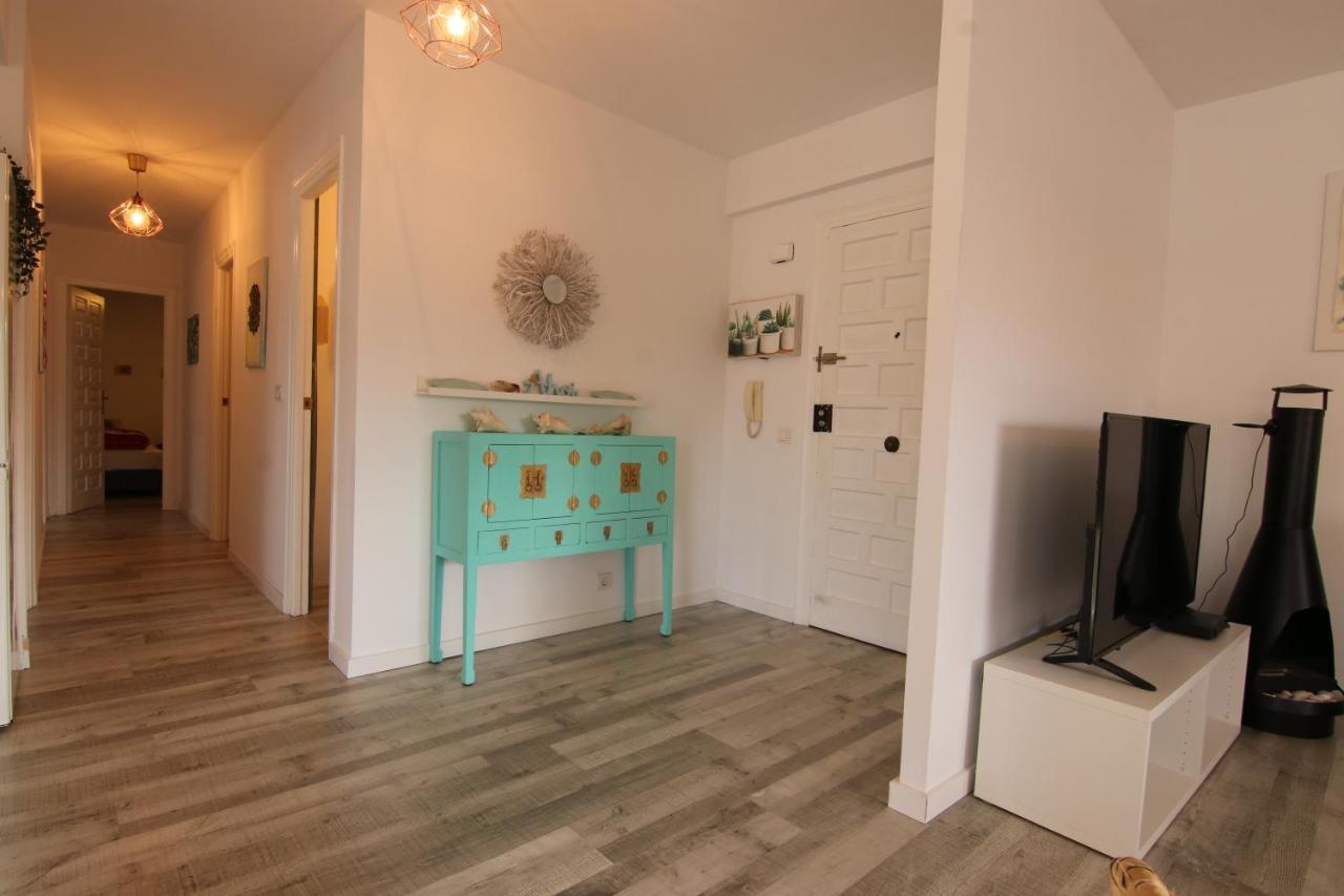 Art Apartment Алтеа Екстериор снимка